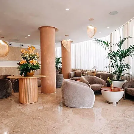 Reef & Hotel Gozo