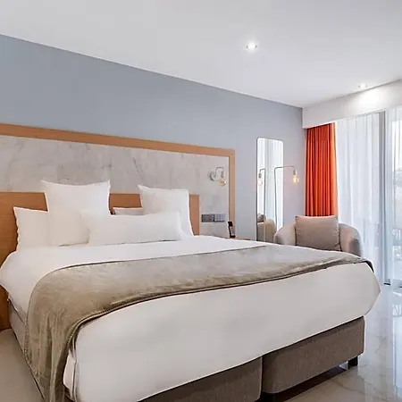 Reef & Hotel Gozo