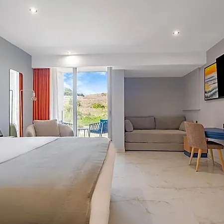 Reef & Hotel Gozo