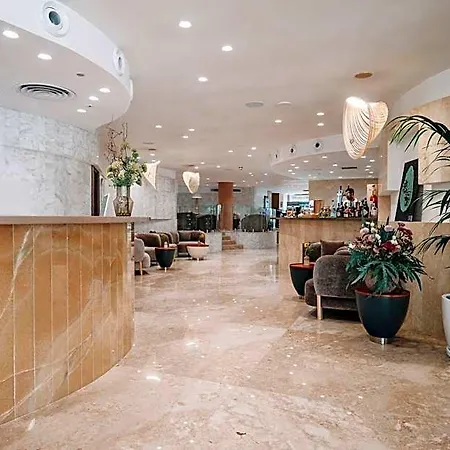Reef & Hotel 4*